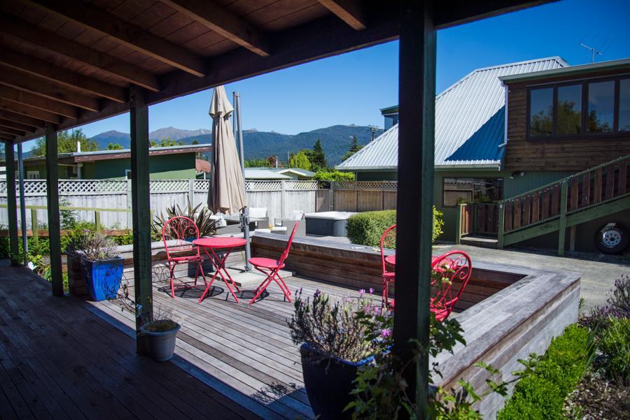 Te Waka Lodge Те Анау Екстериор снимка