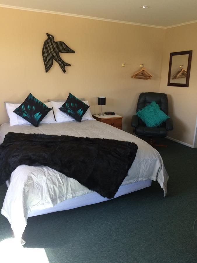 Te Waka Lodge Те Анау Екстериор снимка