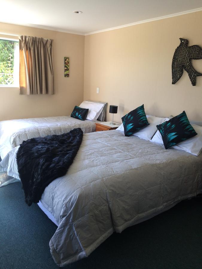 Te Waka Lodge Те Анау Екстериор снимка